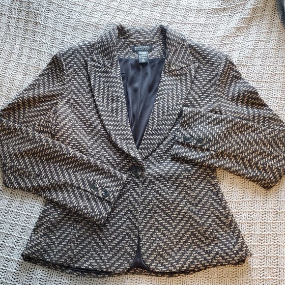 New York & Company Jackets & Blazers - NEW YORK & CO Black&Gold Blazer/Jacket